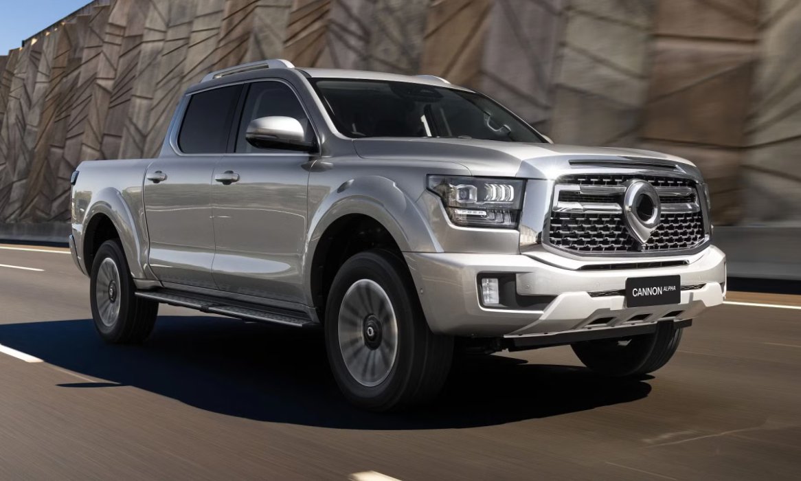 ULTRA PHEV (4x4)