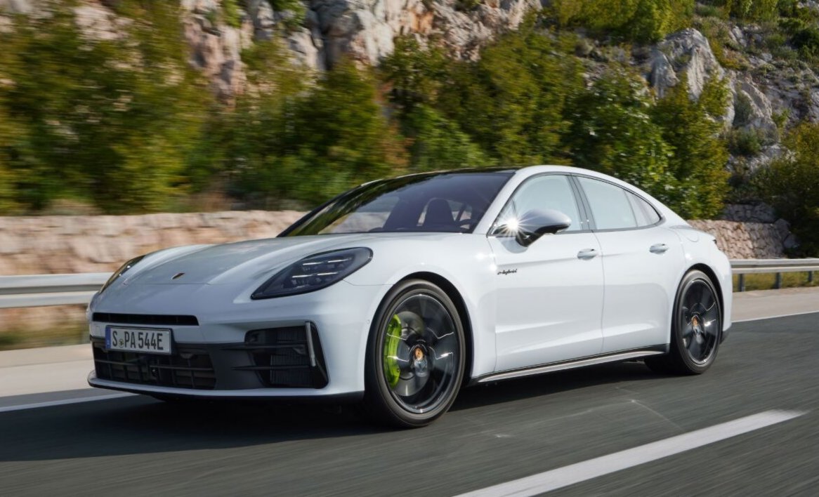 PORSCHE PANAMERA