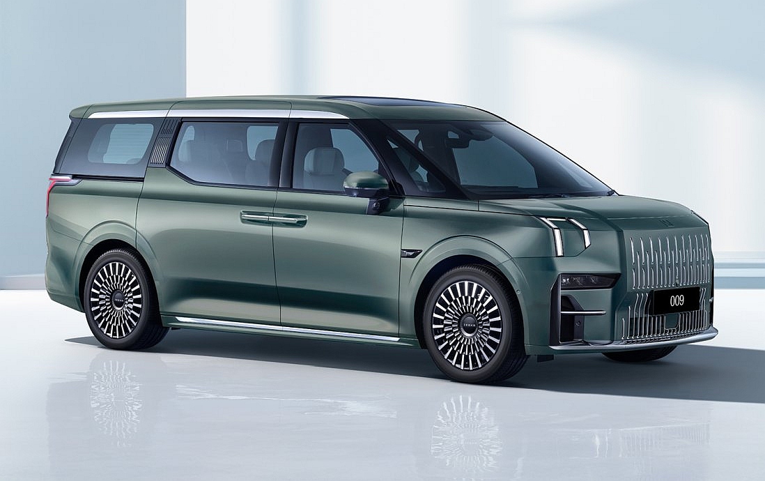 ZEEKR 009